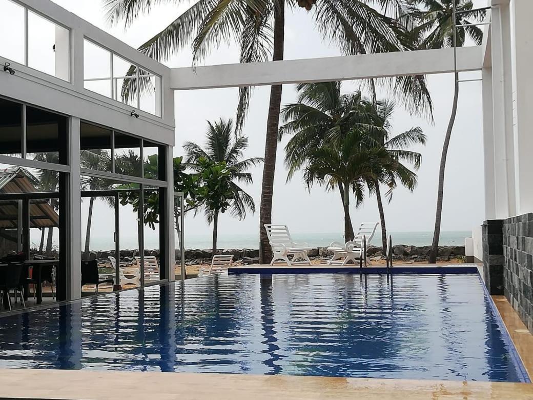 Saara Beach Hotel Marawila Zewnętrze zdjęcie