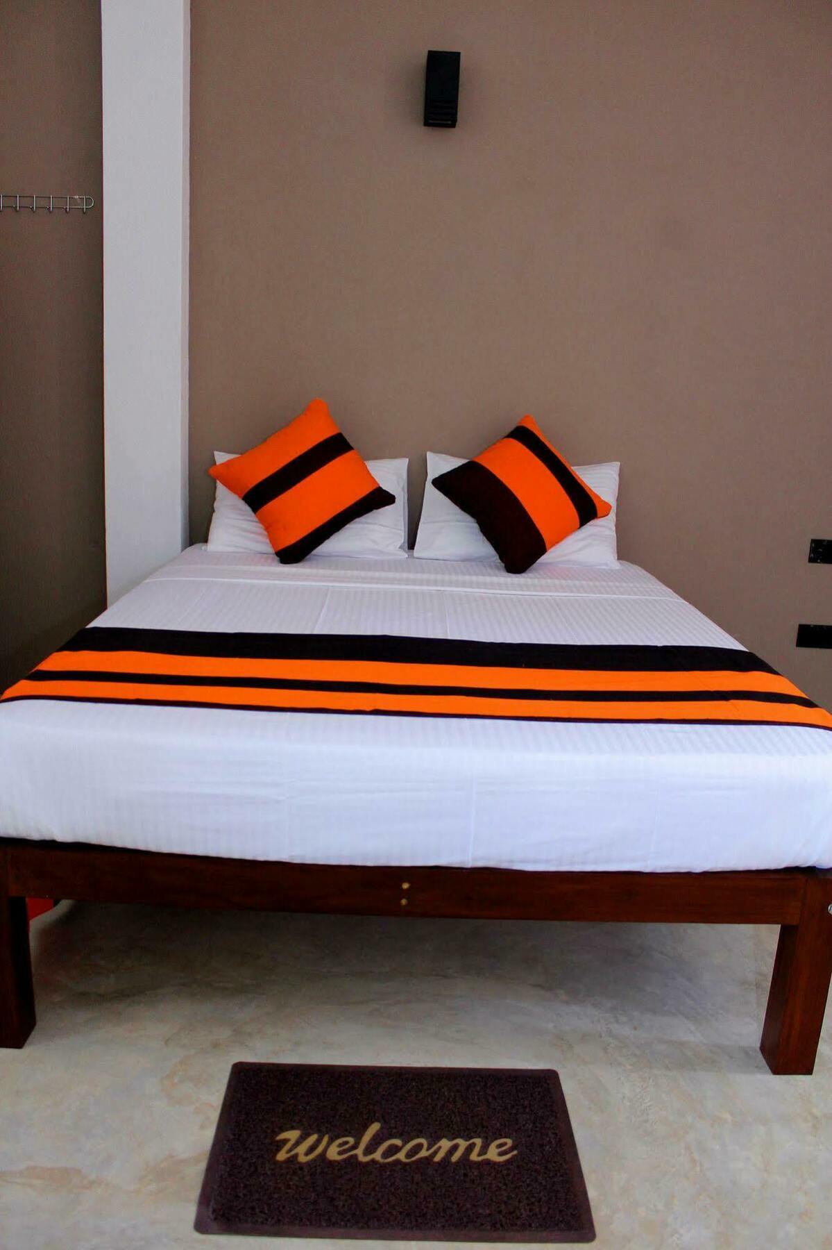 Saara Beach Hotel Marawila Zewnętrze zdjęcie